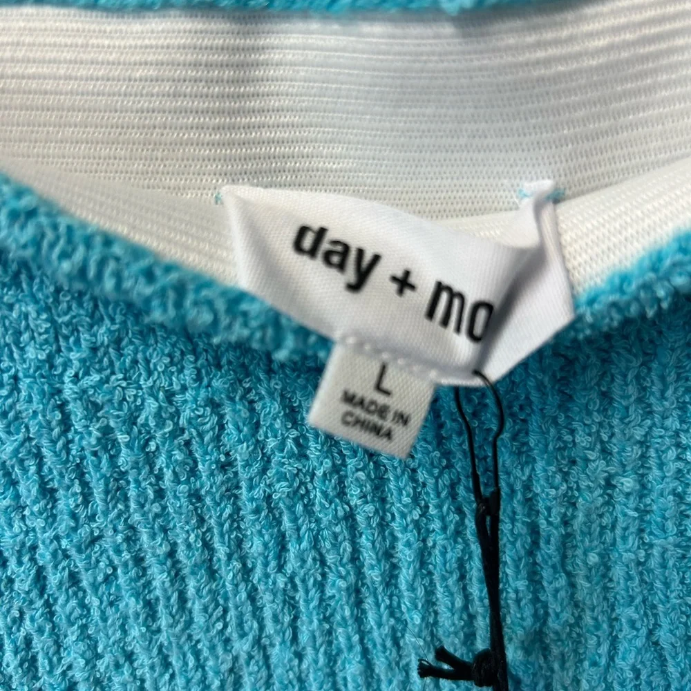 Blue Knit Women's Skirt and top - Picture 5 of 8